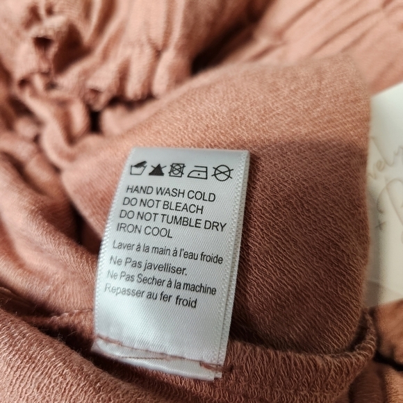 Romper V neckline Rushing on the sleeves soft pink color Size M LUCCA NWT - Picture 8 of 13